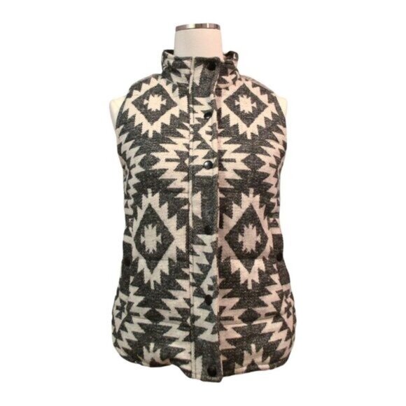 Anthropologie Skies Are Blue Aztec Print Puffer Vest Size XS Geometric Cabincore - Picture 2 of 16